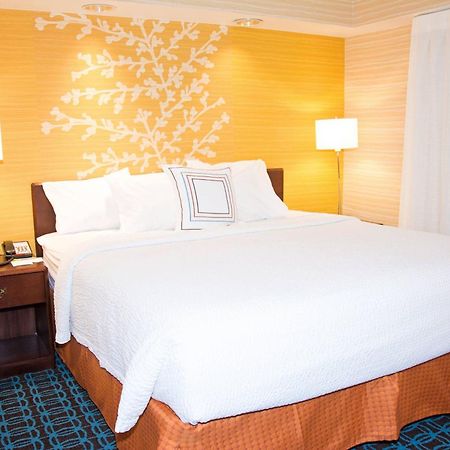 Fairfield Inn & Suites Butler Ngoại thất bức ảnh