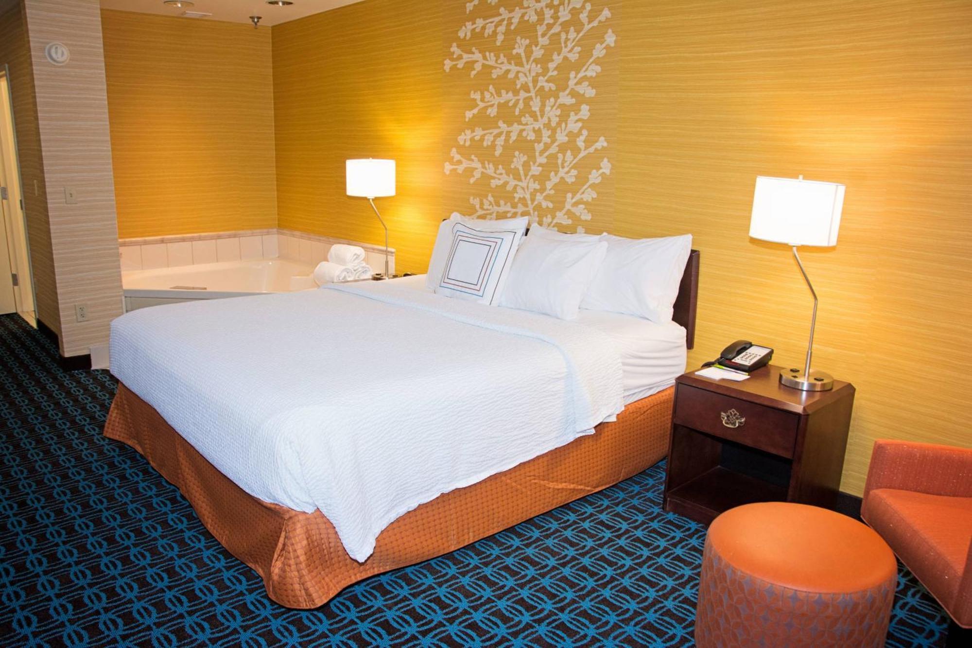 Fairfield Inn & Suites Butler Ngoại thất bức ảnh