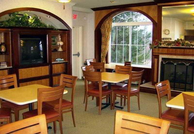 Fairfield Inn & Suites Butler Nhà hàng bức ảnh